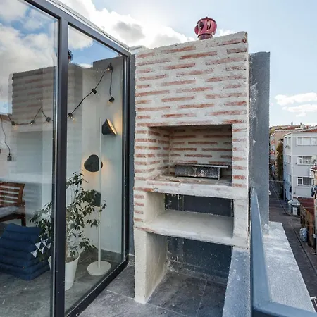 Chic Flat W Terrace 5 Min To Red Church In Fatih * 伊斯坦布尔
